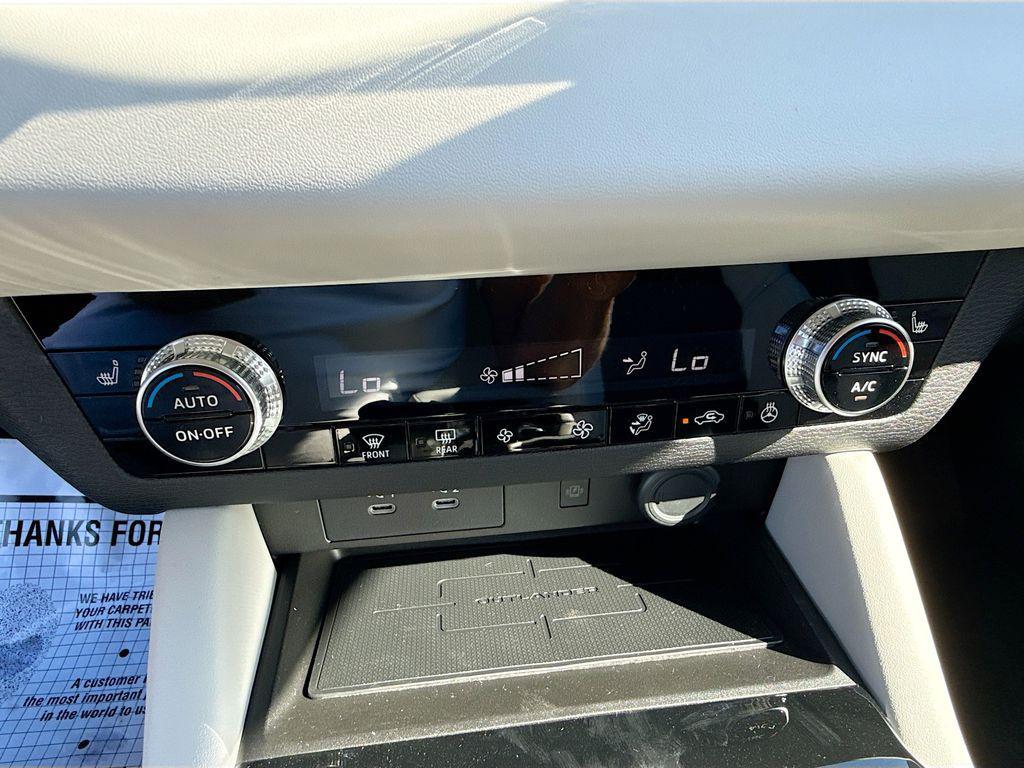 new 2026 Mitsubishi Outlander car, priced at $26,920