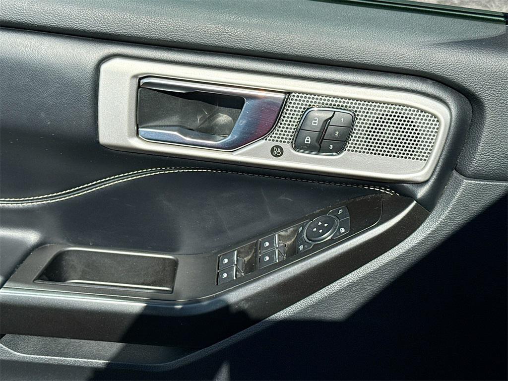 used 2020 Ford Explorer car, priced at $25,117