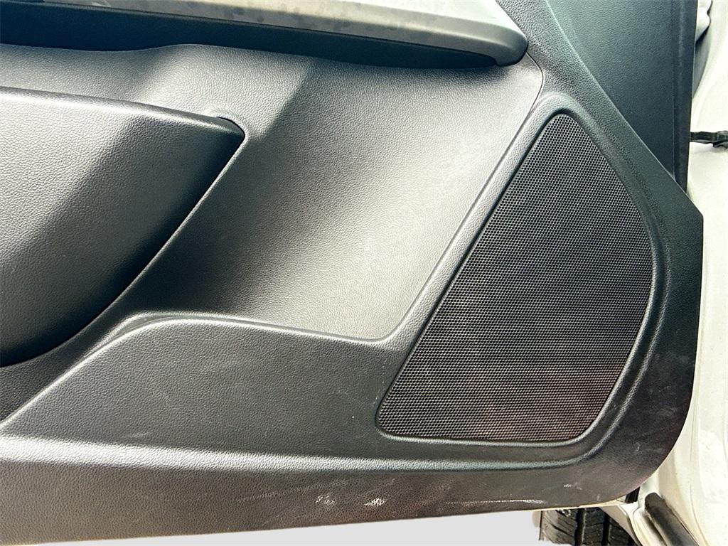 used 2022 Chevrolet Colorado car, priced at $15,287