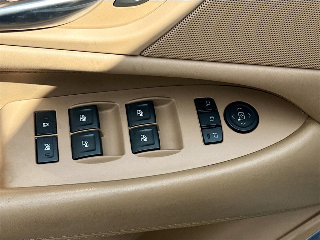 used 2019 Cadillac Escalade car, priced at $32,262