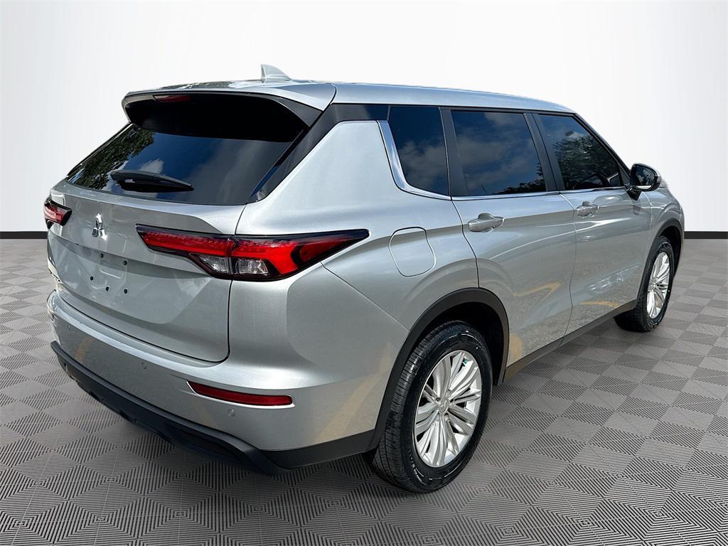 used 2024 Mitsubishi Outlander car, priced at $18,640