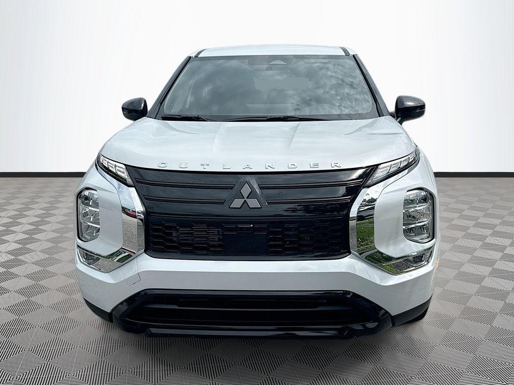 new 2026 Mitsubishi Outlander car, priced at $26,605