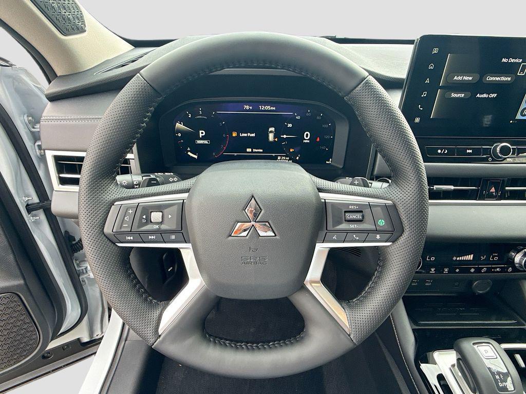 new 2026 Mitsubishi Outlander car, priced at $30,106
