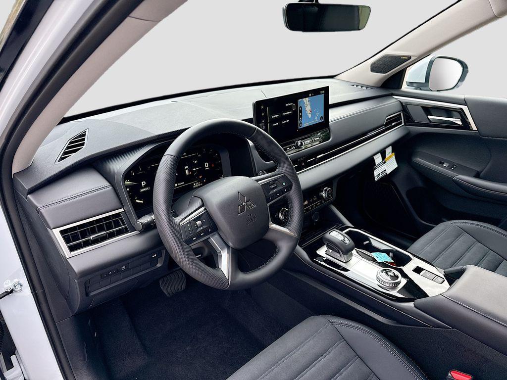 new 2026 Mitsubishi Outlander car, priced at $30,106