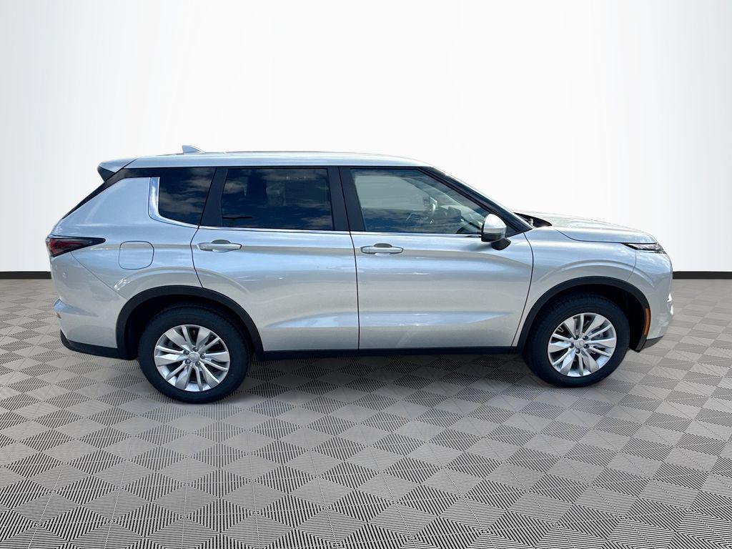 new 2026 Mitsubishi Outlander car, priced at $24,320