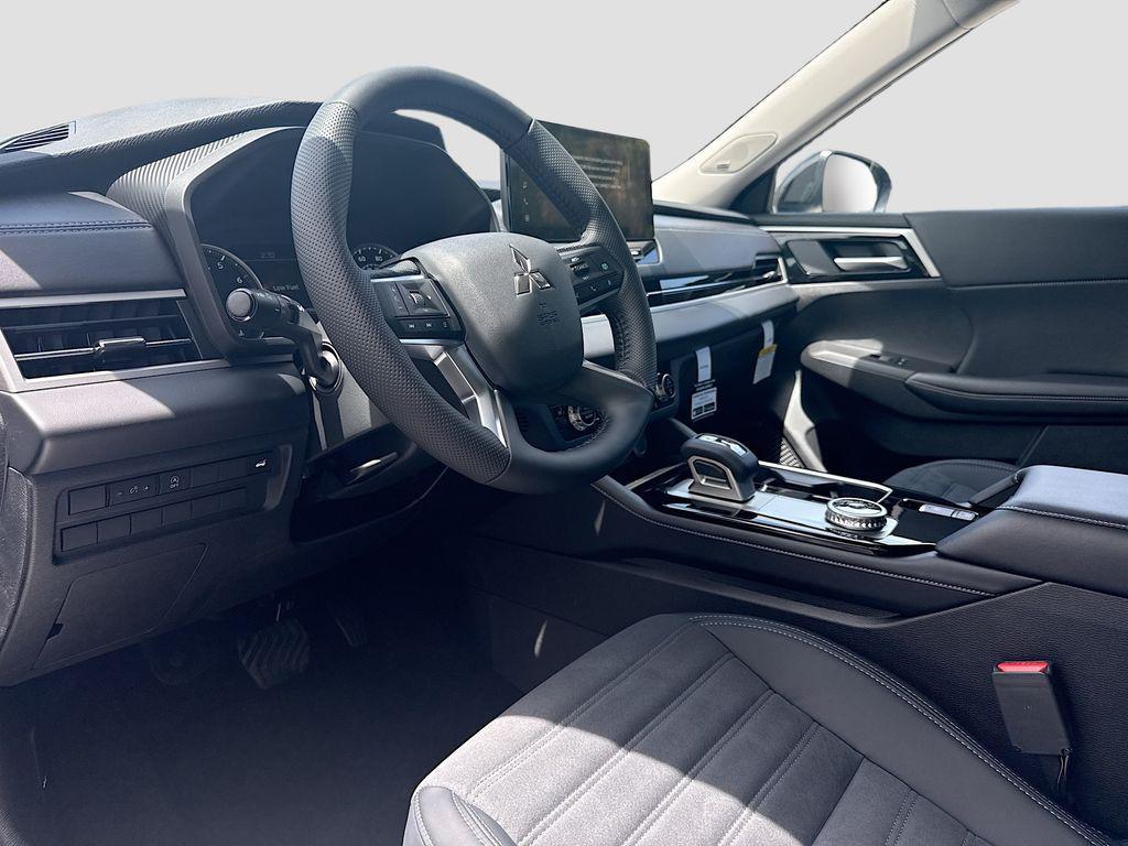 new 2026 Mitsubishi Outlander car, priced at $27,141