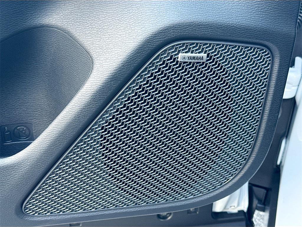 new 2026 Mitsubishi Outlander car, priced at $28,804