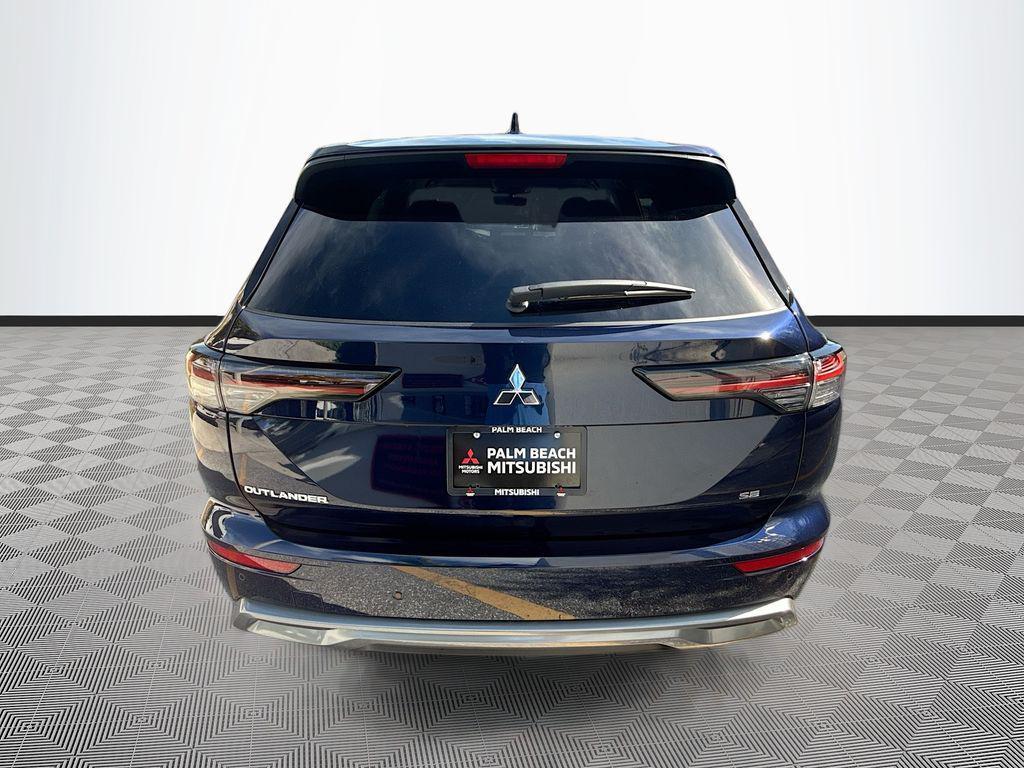 new 2026 Mitsubishi Outlander car, priced at $33,228