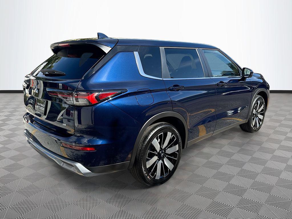 new 2026 Mitsubishi Outlander car, priced at $33,228