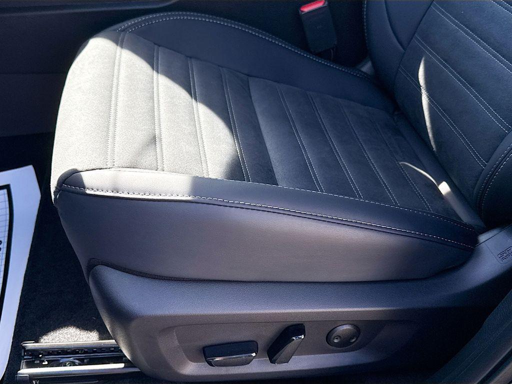 new 2026 Mitsubishi Outlander car, priced at $33,228