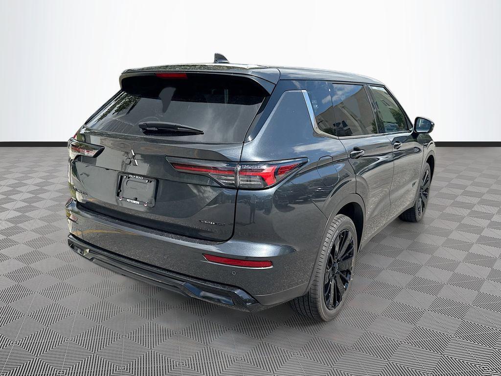 new 2026 Mitsubishi Outlander car, priced at $30,179