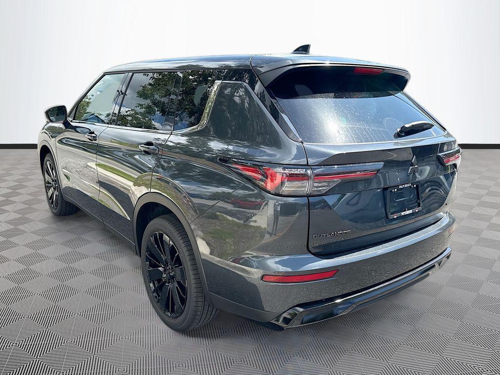 new 2026 Mitsubishi Outlander car, priced at $30,179
