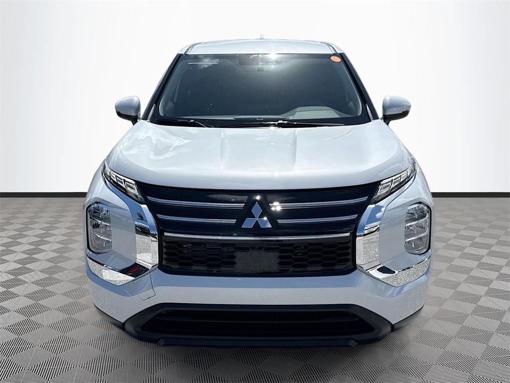 new 2026 Mitsubishi Outlander car, priced at $25,417