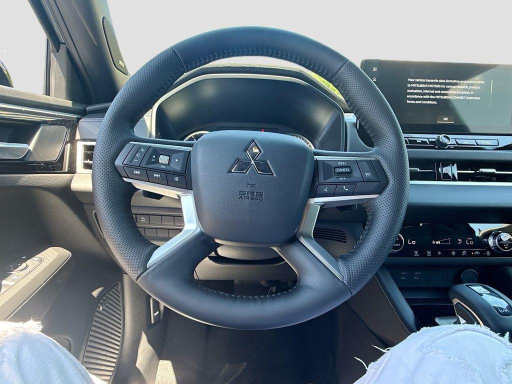 new 2026 Mitsubishi Outlander car, priced at $30,179