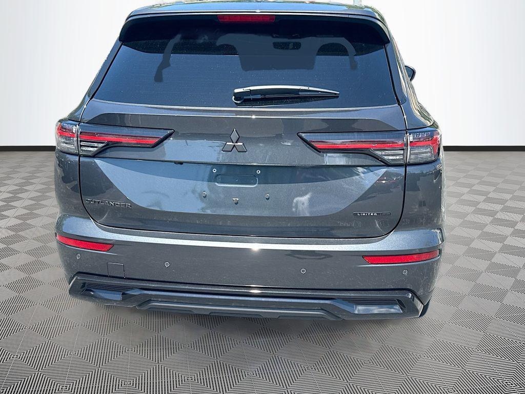new 2026 Mitsubishi Outlander car, priced at $30,179