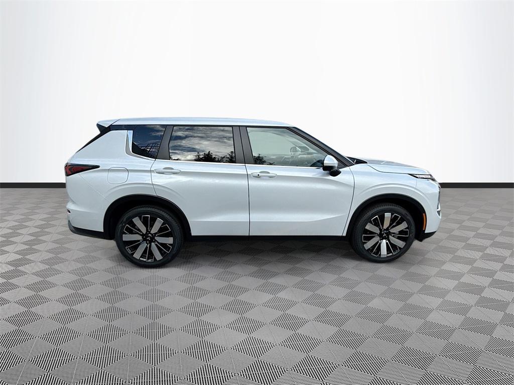 new 2026 Mitsubishi Outlander car, priced at $31,494