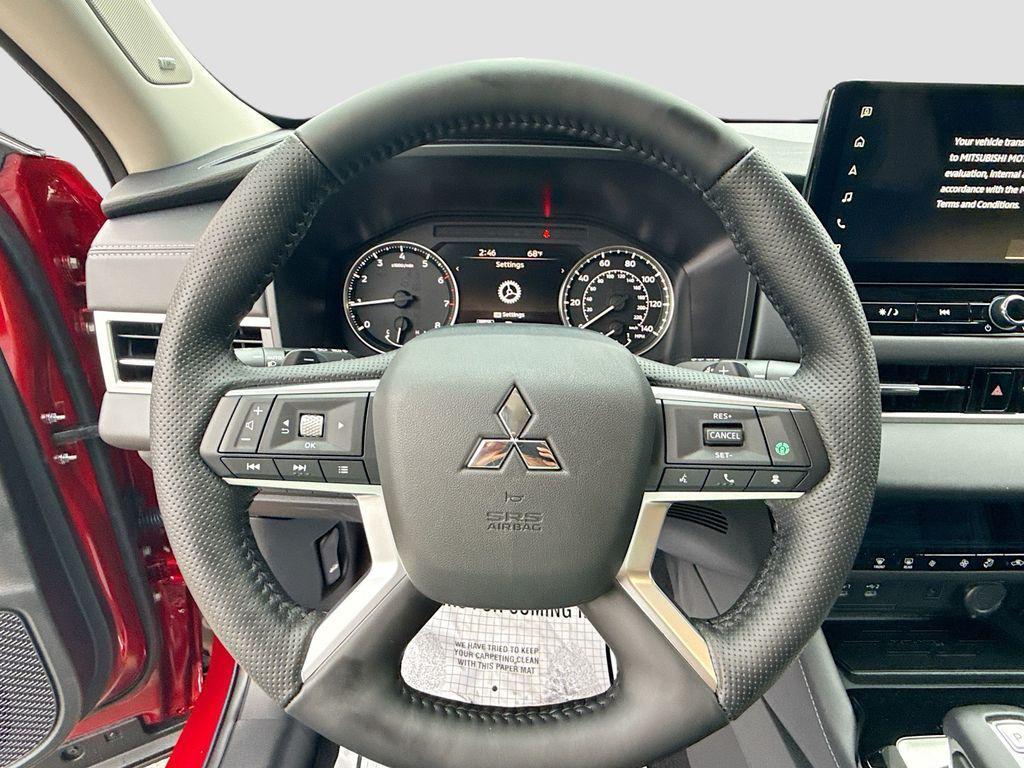 new 2026 Mitsubishi Outlander car, priced at $27,304