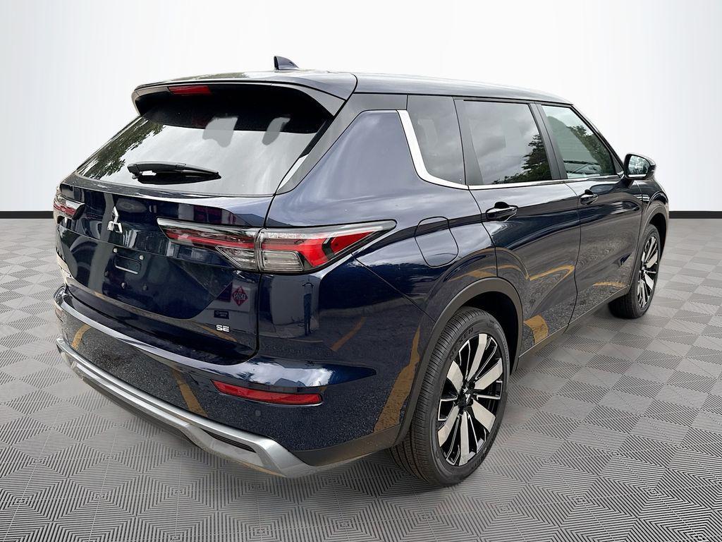 new 2026 Mitsubishi Outlander car, priced at $29,498