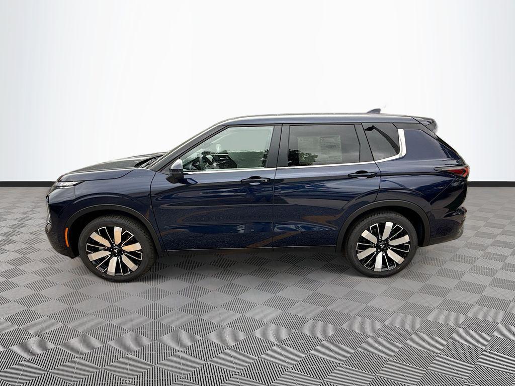 new 2026 Mitsubishi Outlander car, priced at $29,498