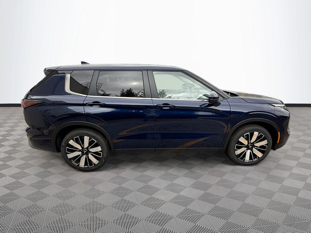 new 2026 Mitsubishi Outlander car, priced at $29,498