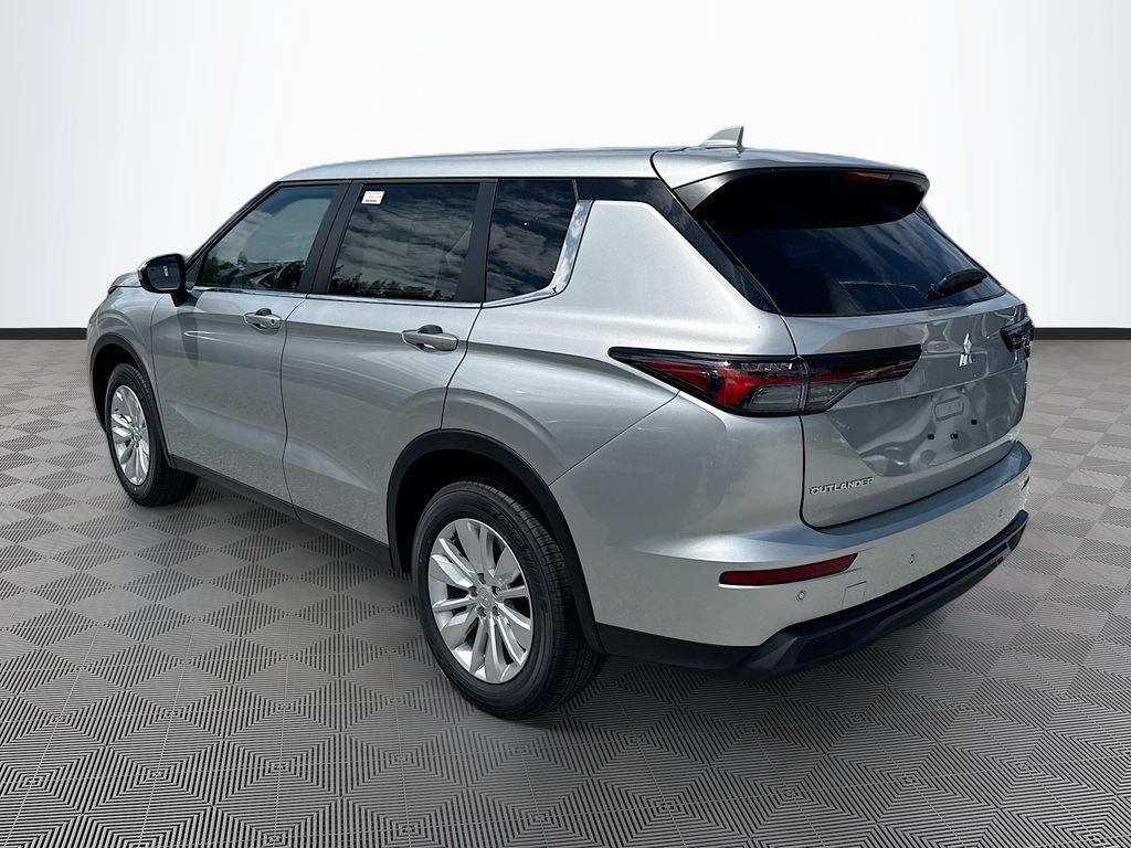 new 2026 Mitsubishi Outlander car, priced at $28,741