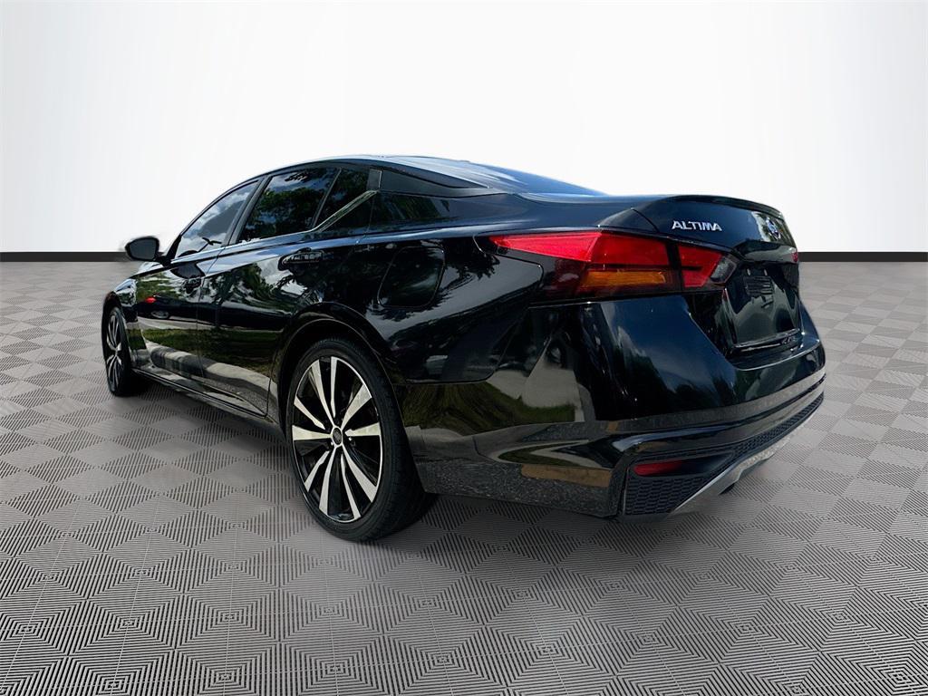 used 2019 Nissan Altima car