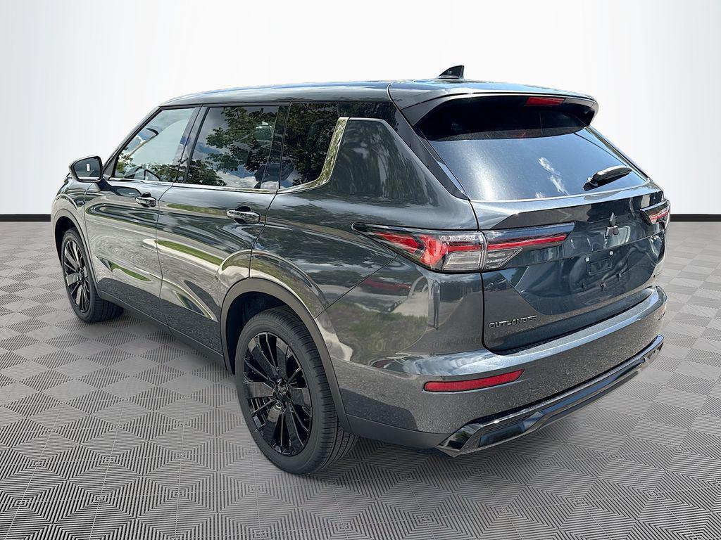 new 2026 Mitsubishi Outlander car, priced at $30,331