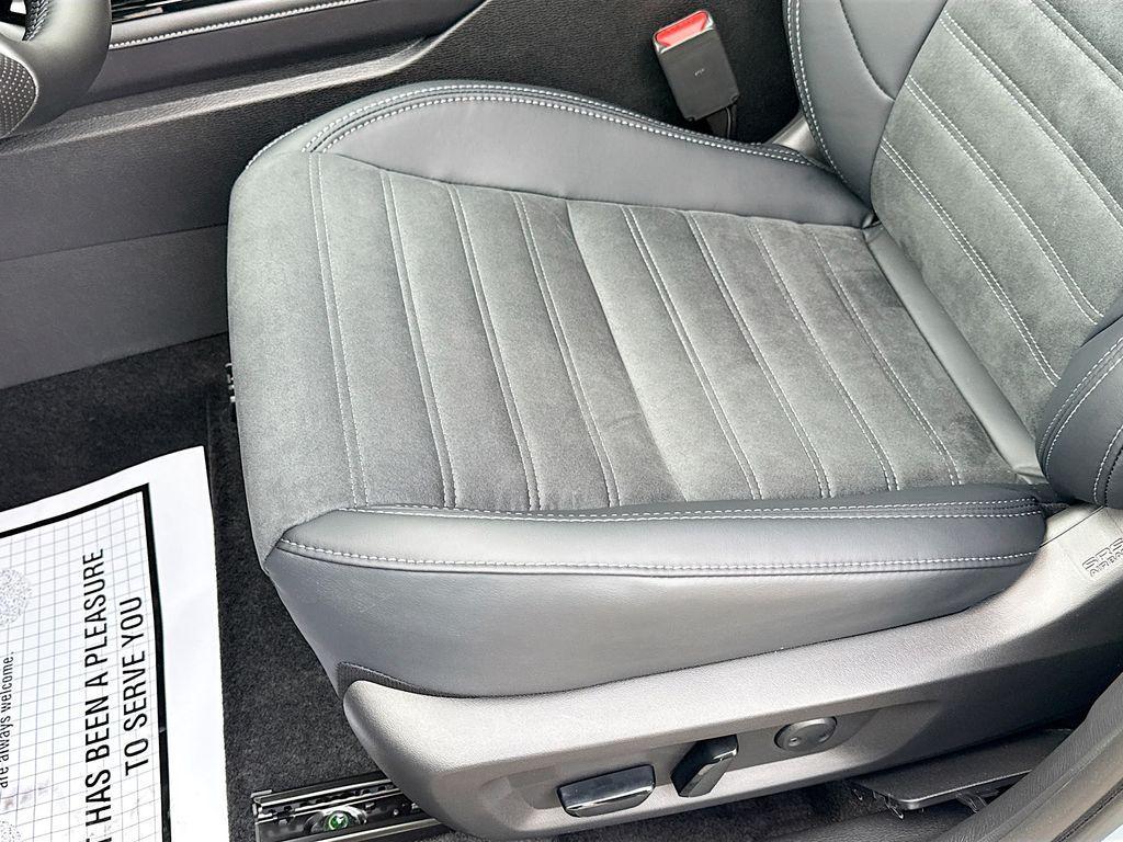 new 2026 Mitsubishi Outlander car, priced at $30,739