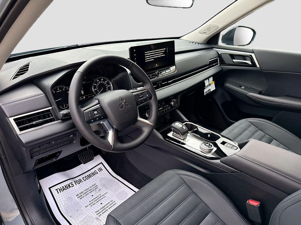 new 2026 Mitsubishi Outlander car, priced at $30,739