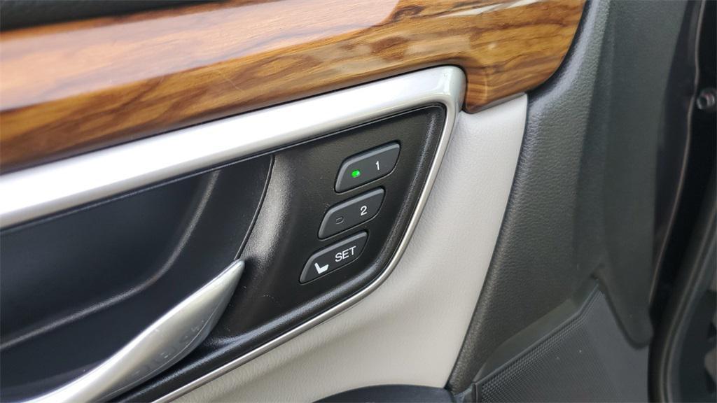 used 2018 Honda CR-V car, priced at $18,235