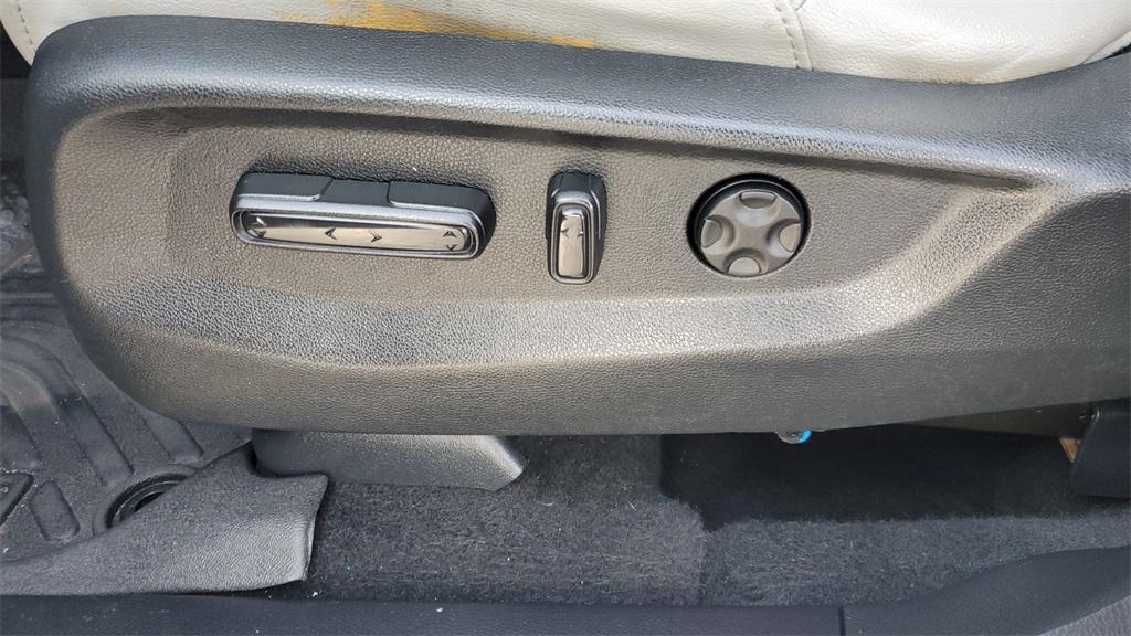 used 2018 Honda CR-V car, priced at $18,235