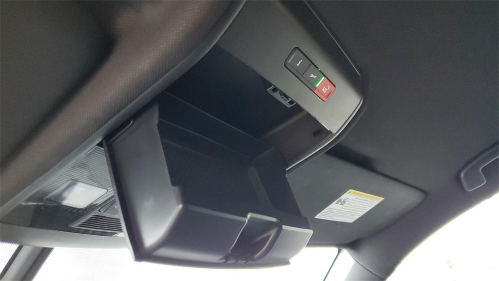 used 2020 Volkswagen Atlas Cross Sport car, priced at $18,117