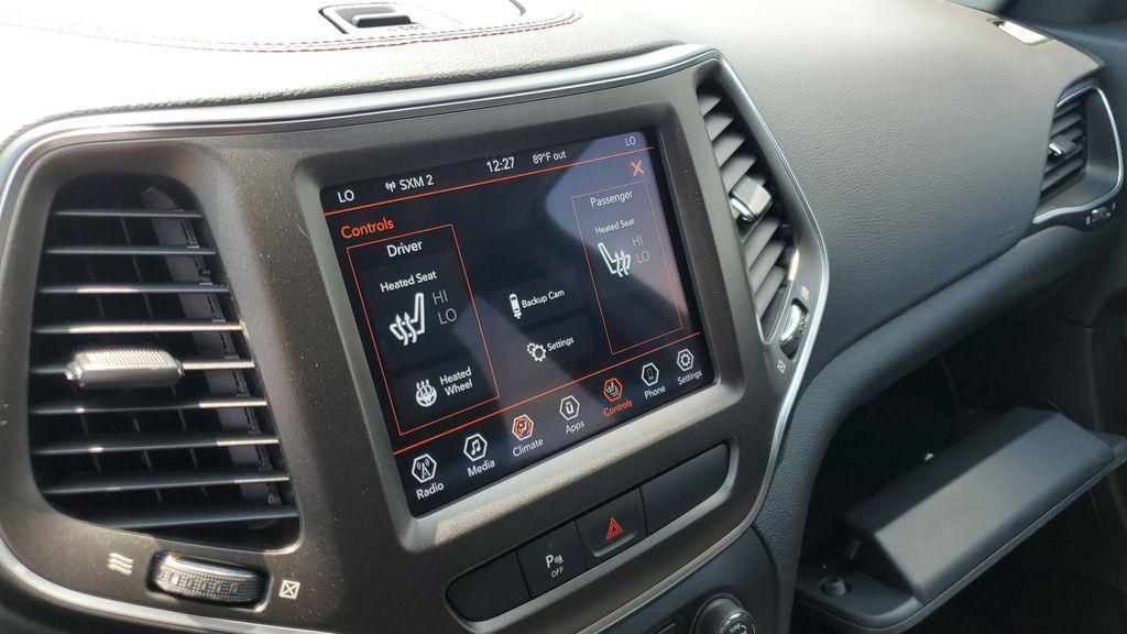 used 2020 Jeep Cherokee car, priced at $20,993
