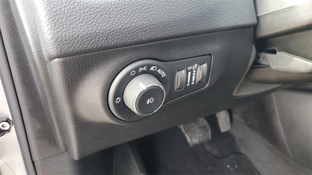 used 2018 Jeep Compass car, priced at $13,458