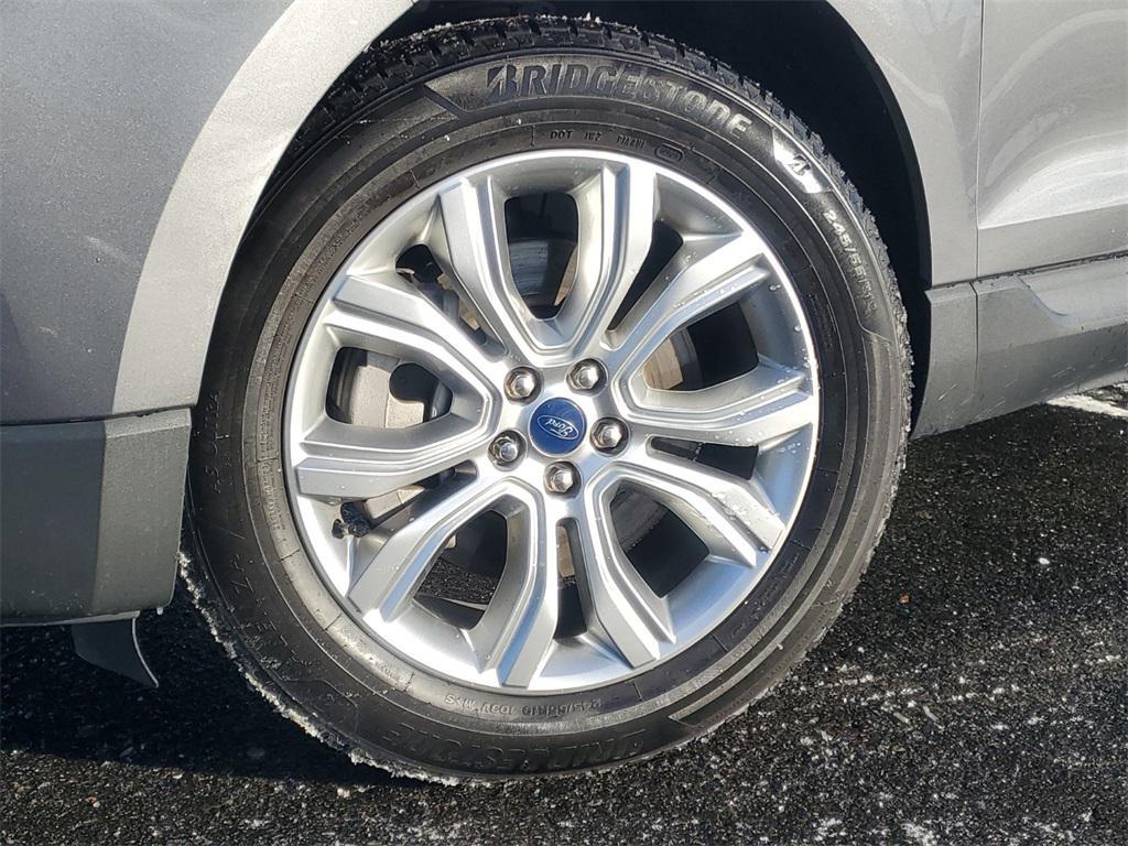 used 2021 Ford Edge car, priced at $17,794