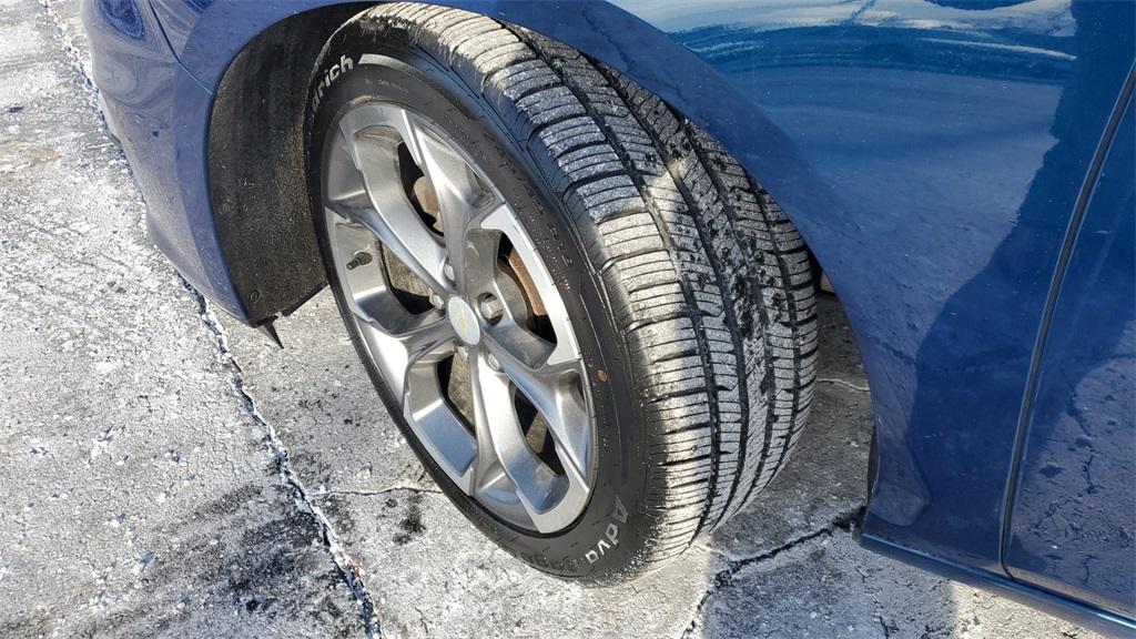 used 2019 Chevrolet Malibu car, priced at $12,242