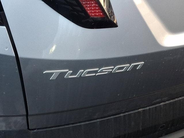 new 2026 Hyundai TUCSON Hybrid car, priced at $44,630