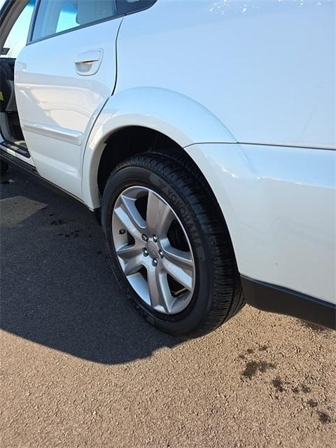 used 2006 Subaru Outback car, priced at $4,997