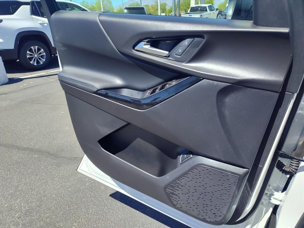 new 2026 Chevrolet Equinox car, priced at $35,288