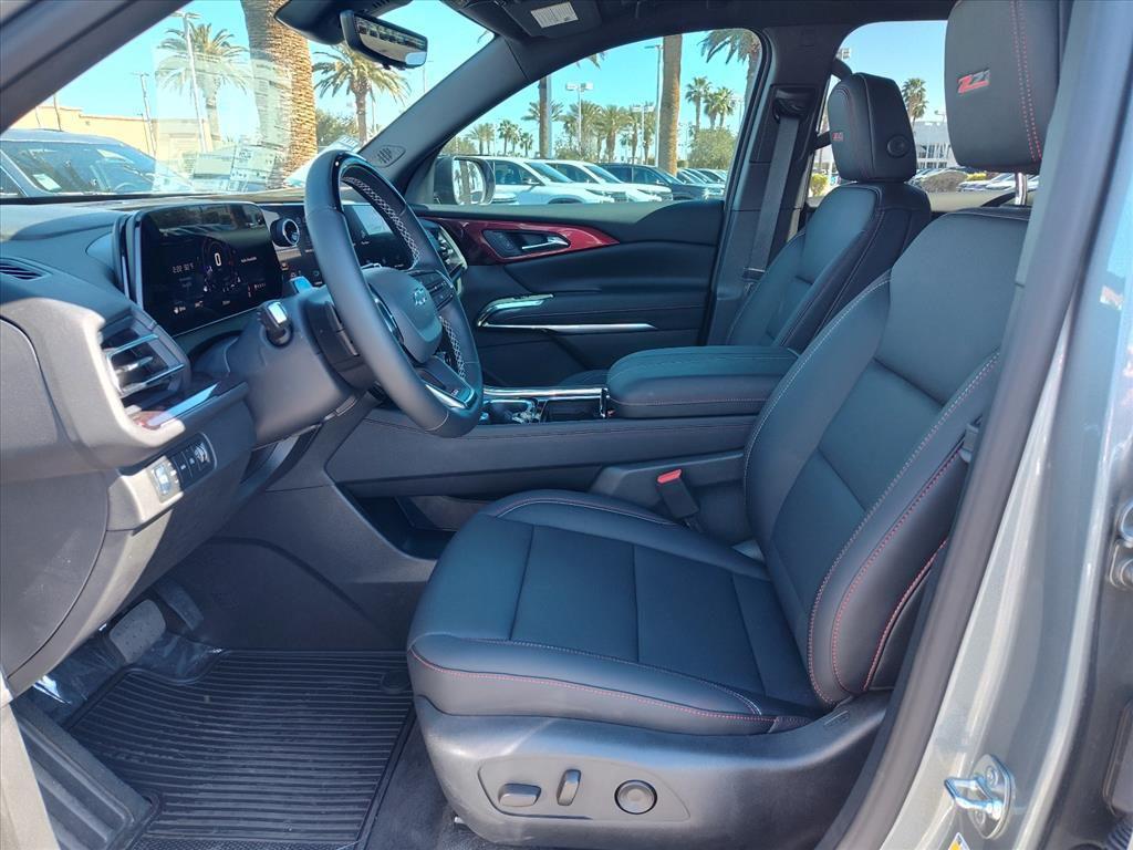 new 2026 Chevrolet Traverse car, priced at $54,378