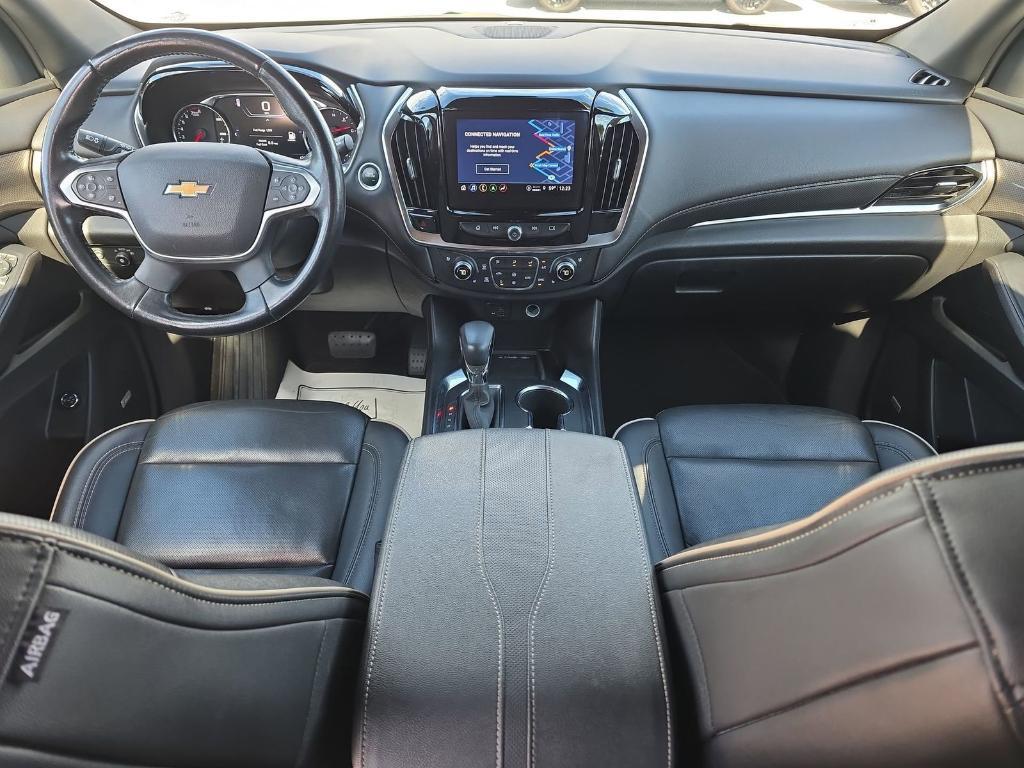 used 2022 Chevrolet Traverse car, priced at $30,189