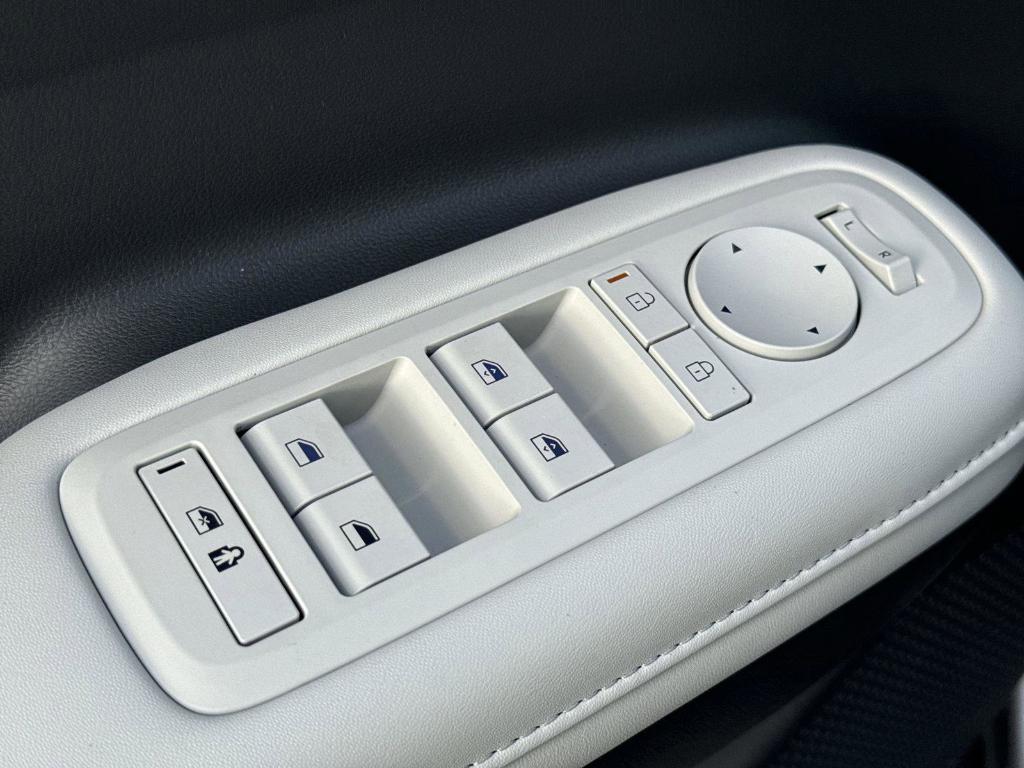 new 2026 Hyundai SANTA FE HEV car, priced at $37,179