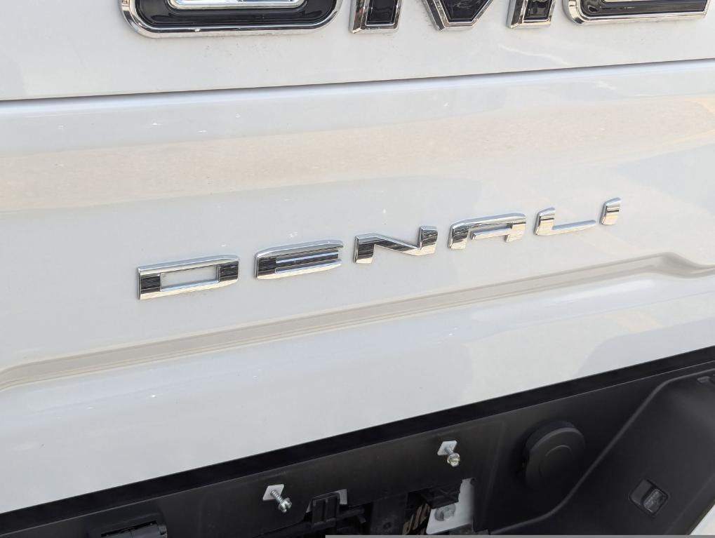 used 2025 GMC Sierra 2500 car, priced at $77,967