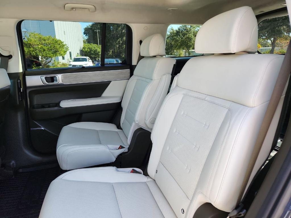 used 2025 Hyundai Santa Fe car, priced at $39,705