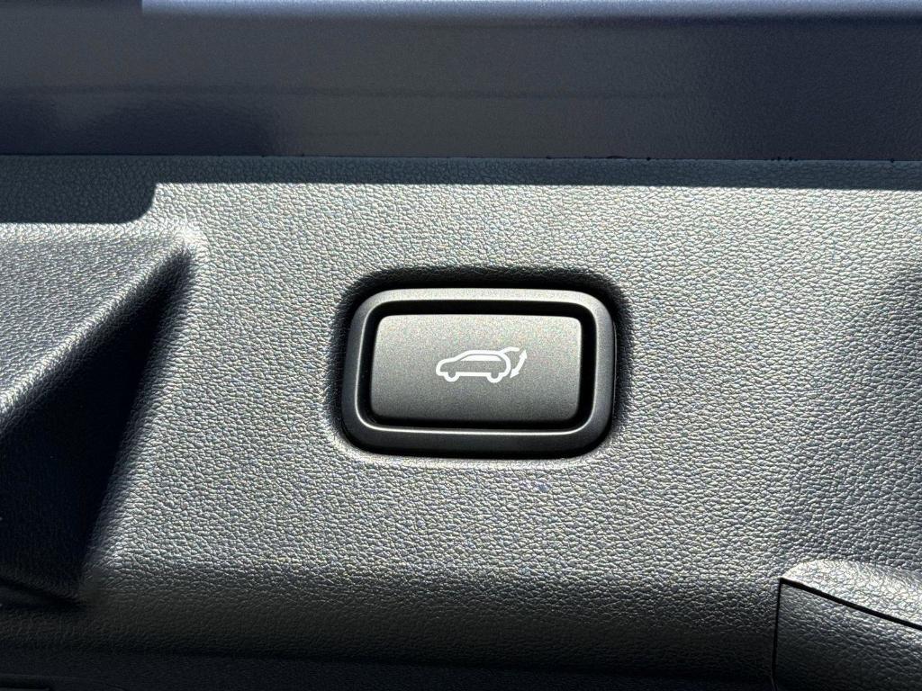 new 2026 Hyundai Tucson car, priced at $38,439