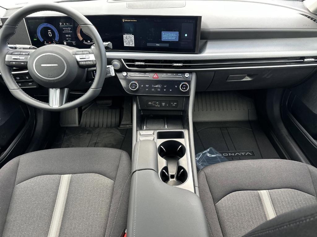 new 2025 Hyundai Sonata Hybrid car, priced at $29,049
