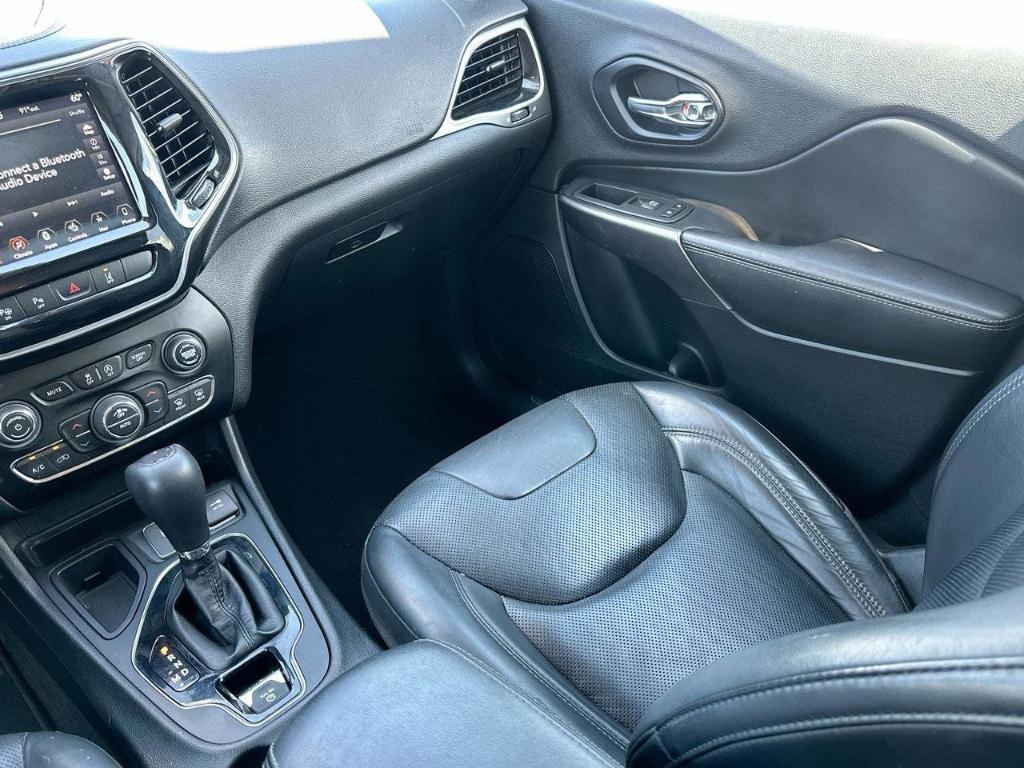 used 2019 Jeep Cherokee car, priced at $15,647