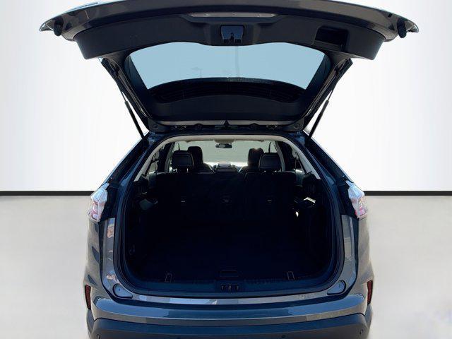 used 2022 Ford Edge car, priced at $18,549