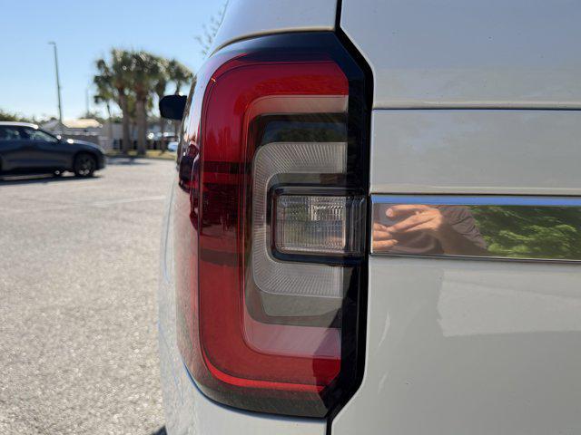 used 2022 Ford Expedition car, priced at $49,106