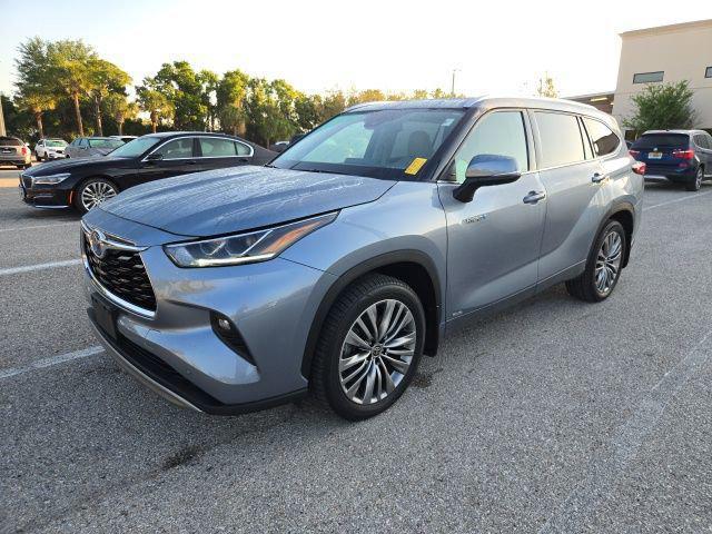used 2021 Toyota Highlander Hybrid car, priced at $36,679